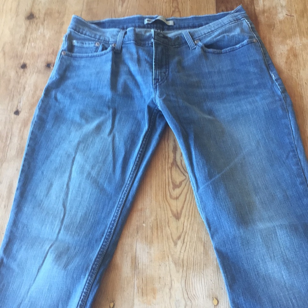 Women’s blue jeans